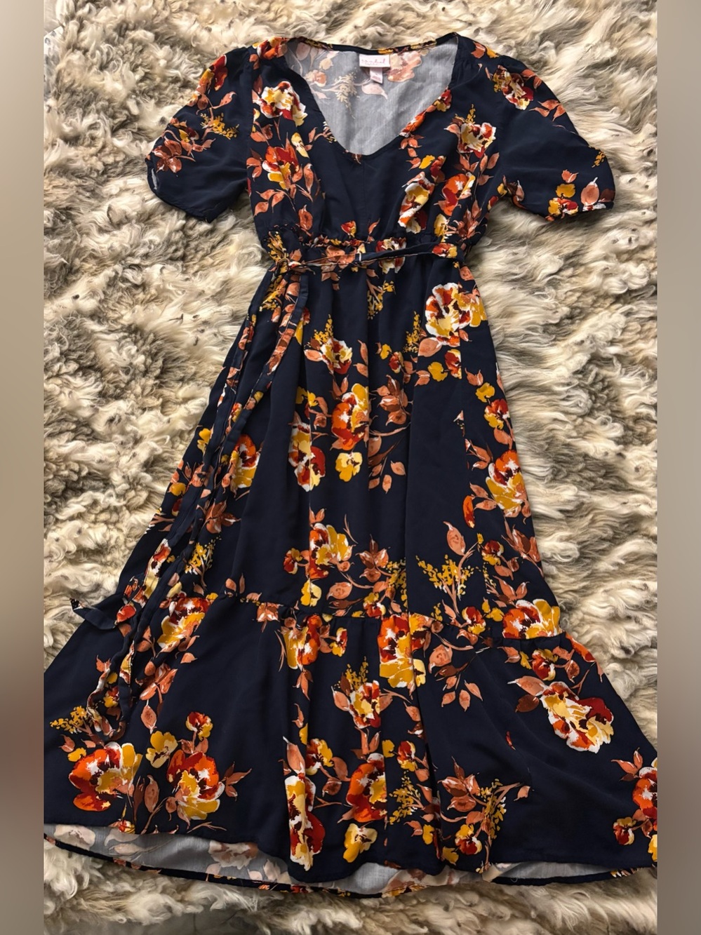 Isabel maternity dress size small